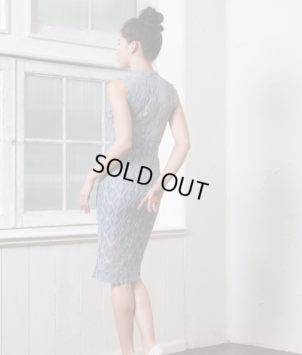 画像4: [韓国製][rinfarre]ノースリーブ・ダイヤ型・総レース・セパレート・タイト・ミディアムドレス・ワンピース[MIRIN着用][送料無料] (4)
