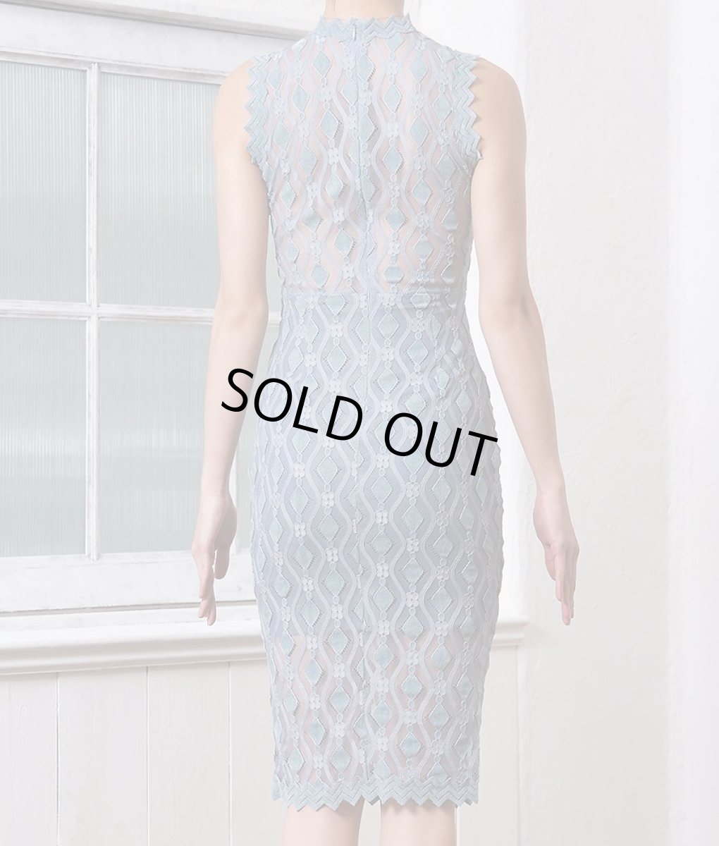 画像9: [韓国製][rinfarre]ノースリーブ・ダイヤ型・総レース・セパレート・タイト・ミディアムドレス・ワンピース[MIRIN着用][送料無料] (9)