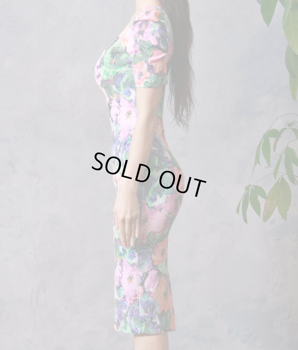 画像7: [SALE品のため返品不可＆再入荷なしの現品限り][韓国製][rinfarre]半袖・花柄・エレガント・スクエアネック・タイト・ミディアムドレス・ワンピース・ボタニカル[MIRIN着用] (7)