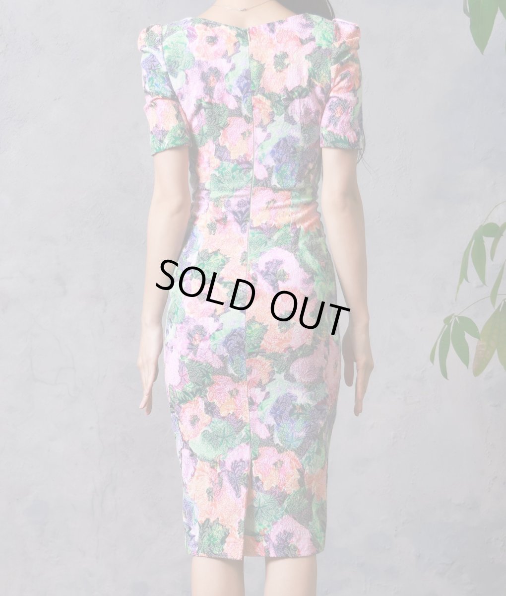 画像8: [SALE品のため返品不可＆再入荷なしの現品限り][韓国製][rinfarre]半袖・花柄・エレガント・スクエアネック・タイト・ミディアムドレス・ワンピース・ボタニカル[MIRIN着用] (8)