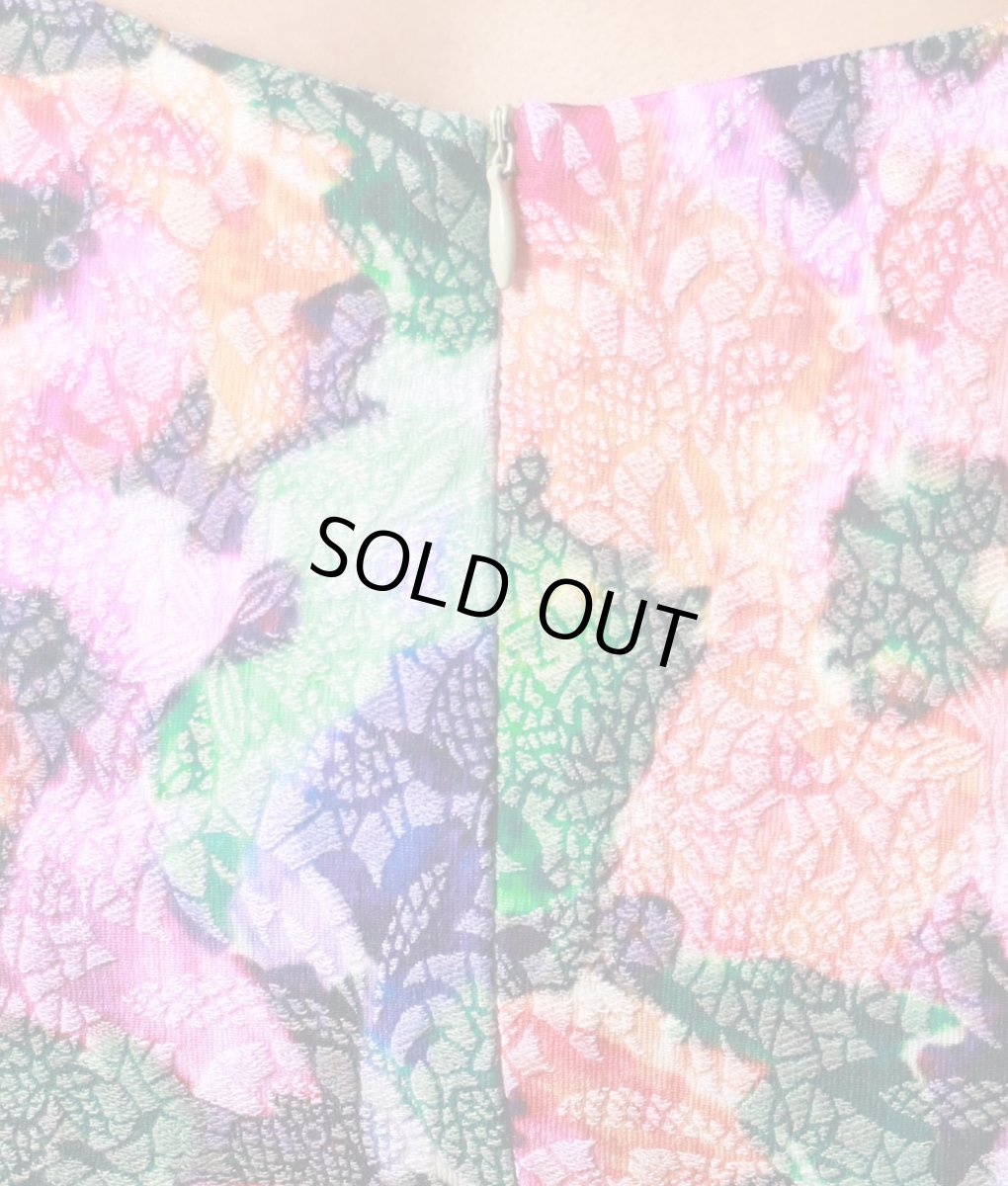 画像10: [SALE品のため返品不可＆再入荷なしの現品限り][韓国製][rinfarre]半袖・花柄・エレガント・スクエアネック・タイト・ミディアムドレス・ワンピース・ボタニカル[MIRIN着用] (10)