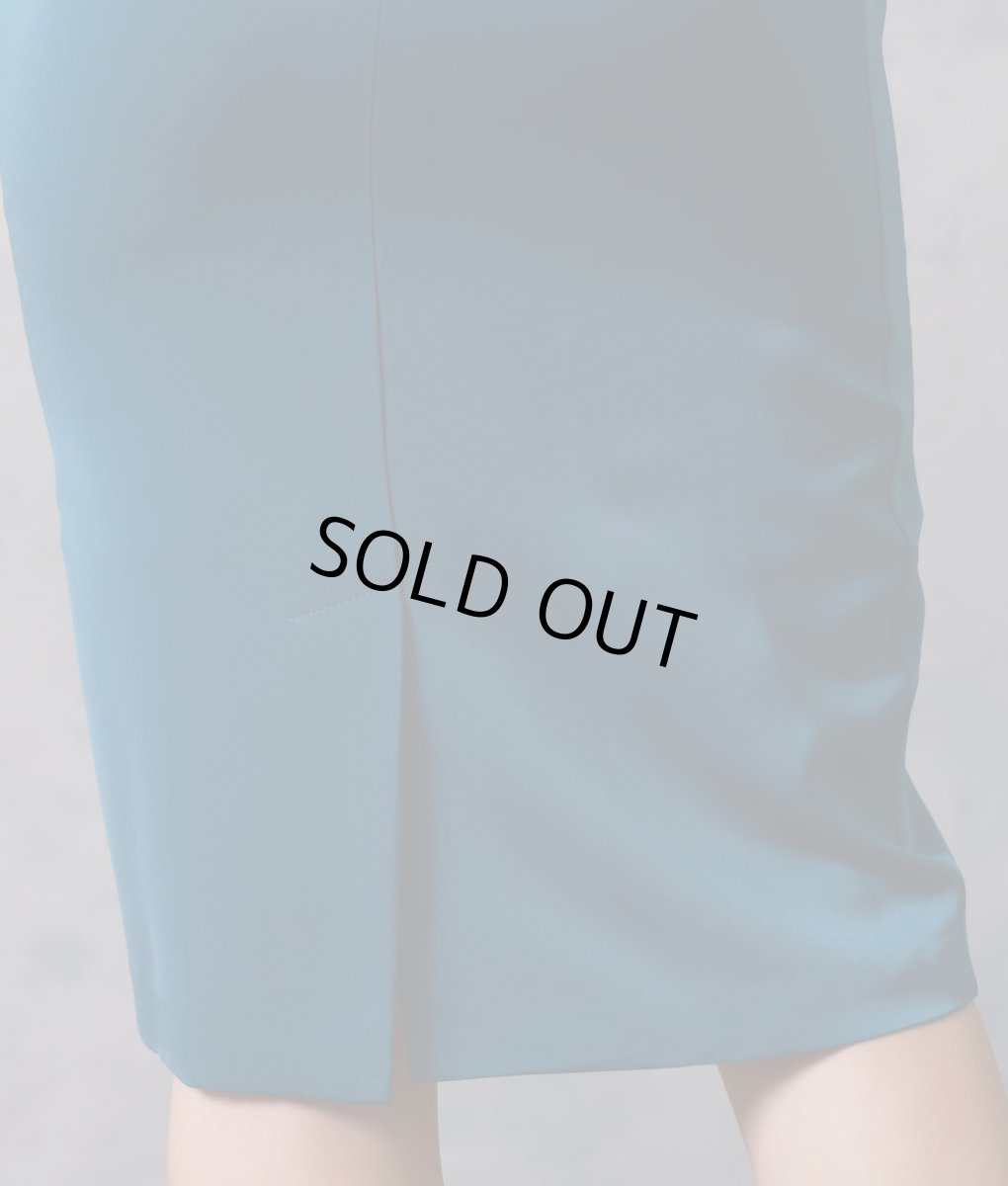 画像13: [SALE品のため返品不可＆再入荷なしの現品限り][韓国製][rinfarre]シンプル・ドレープ・マットサテン生地・ノースリーブ・タック・ミディアムドレス・ワンピース[MIRIN着用] (13)