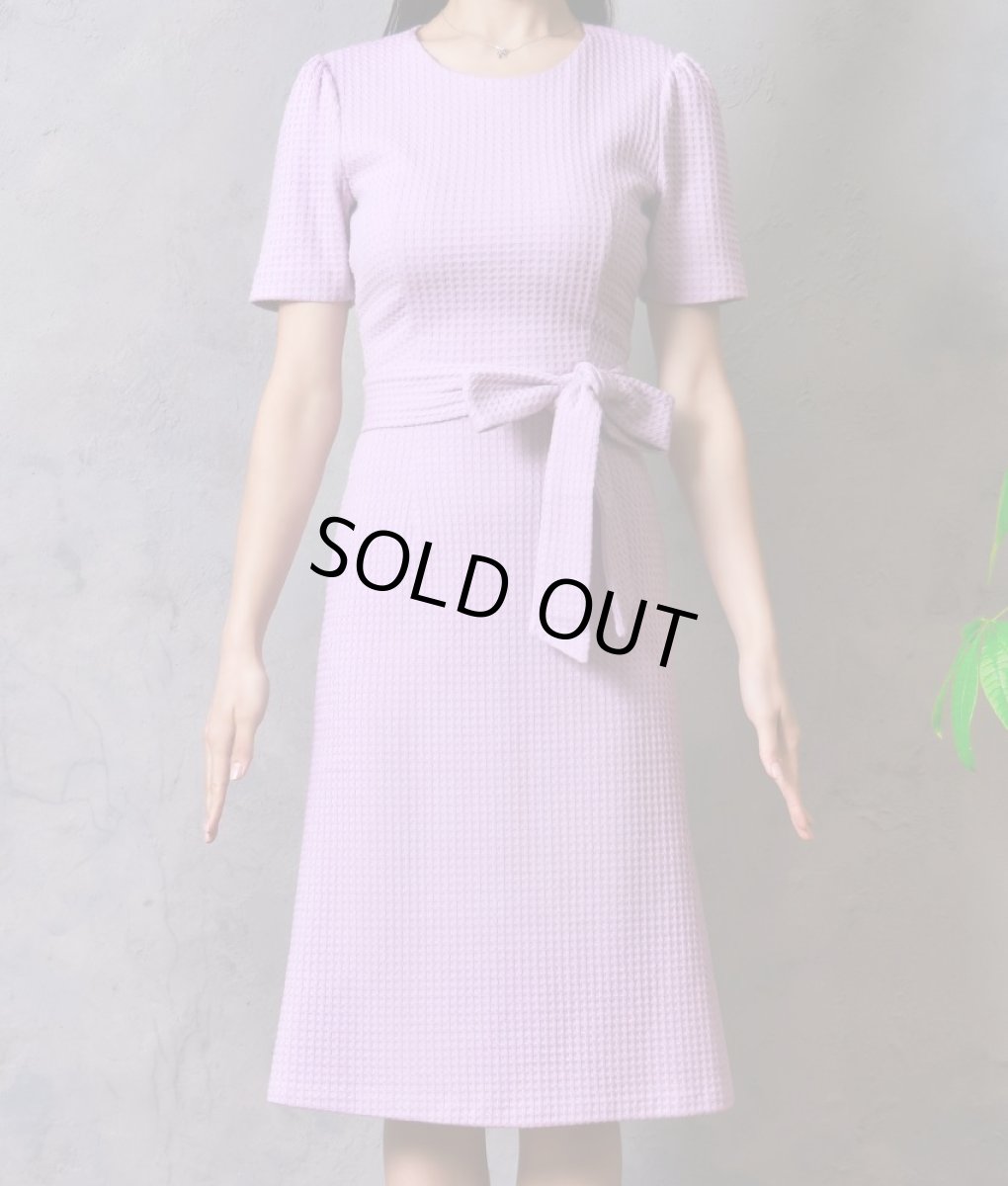 画像6: [SALE品のため返品不可＆再入荷なしの現品限り][韓国製][rinfarre]半袖・ラベンダー・ウエストリボン・シンプル・ワッフル生地・ミディアムドレス・ワンピース[MIRIN着用] (6)