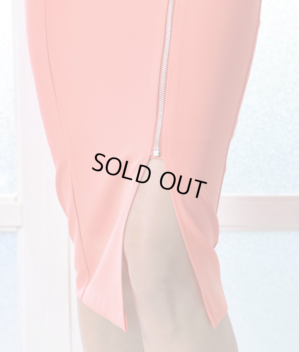 画像13: [SALE品のため返品不可＆再入荷なしの現品限り][韓国製][rinfarre]半袖・フロントファスナー・スクエアネック・タイト・ミディアムドレス・ワンピース[黒木麗奈・山崎みどり着用][送料無料]myog (13)