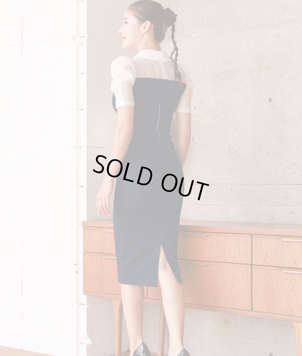 画像3: [韓国製][rinfarre]シンプル・レイヤード風・デニム・半袖・Ｖネック・タイト・ミディアムドレス・ワンピース[MIRIN着用][送料無料] (3)