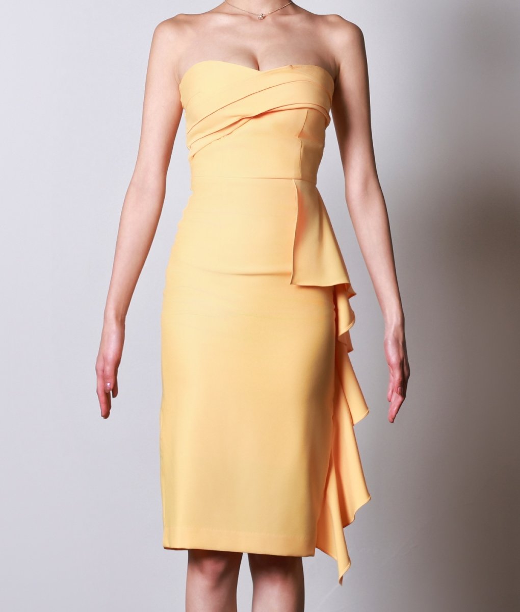 画像6: [SALE品のため返品不可＆再入荷なしの現品限り][韓国製][rinfarre]ベア・イエロー・黄色・胸元ハートカット・サイドフリル・セクシー・タイト・ミディアムドレス・膝丈・ワンピース[奈月セナ着用] (6)