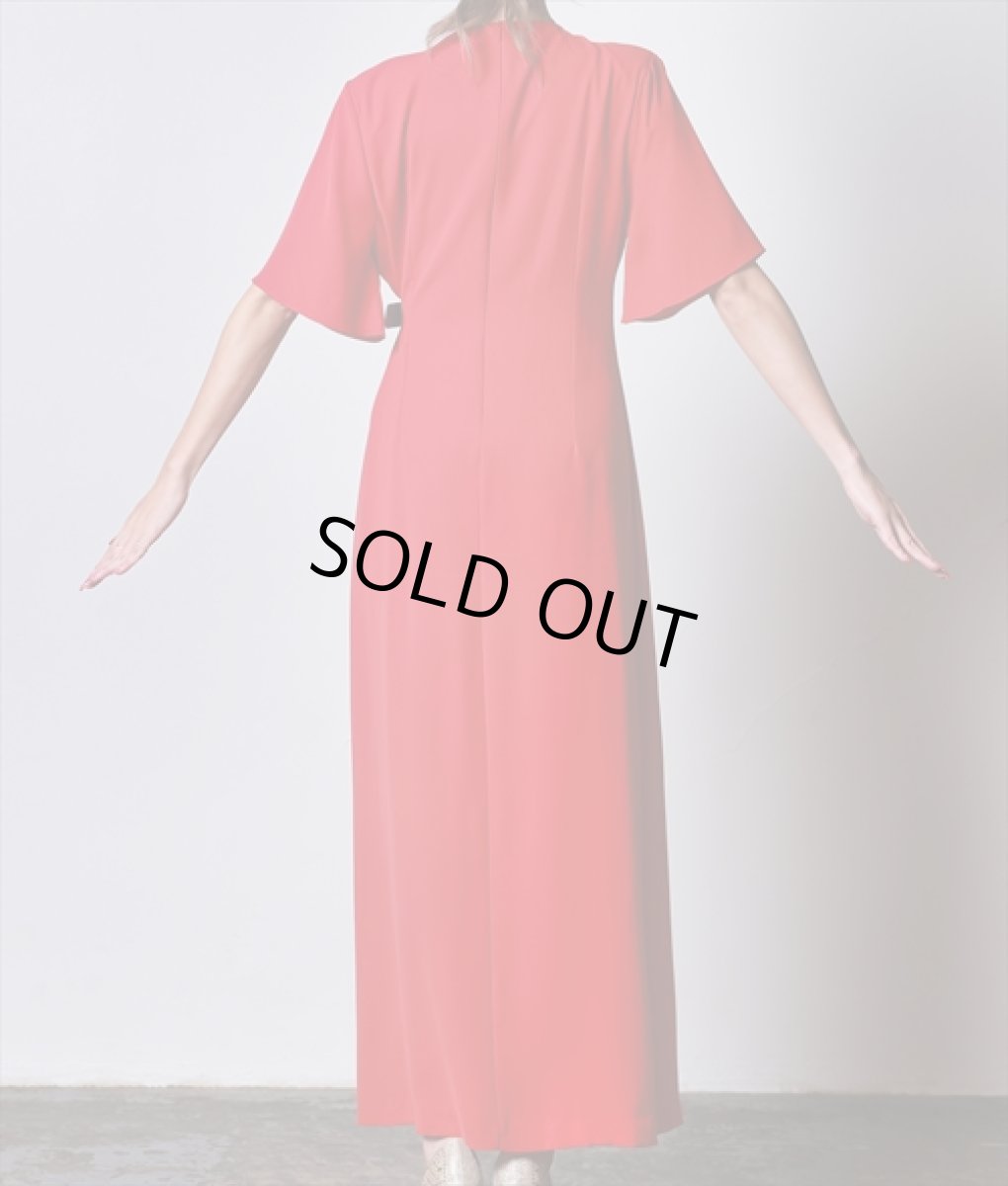 画像8: [韓国製][rinfarre]レッド 半袖 無地 シンプル ボートネック ベルト ロングドレス ラップ ワンピース[山崎みどり着用]《送料＆代引き手数料無料》myrd (8)