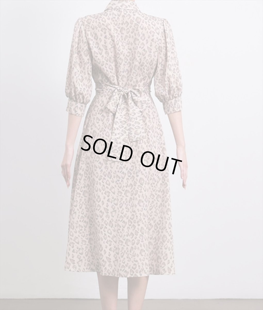 画像8: [rinfarre]レオパード柄・五分半袖・パフスリーブ・Aライン・ベージュ・ミディアム・ひざ下・ワンピース・ドレス[奈月セナ着用着用][送料無料] (8)