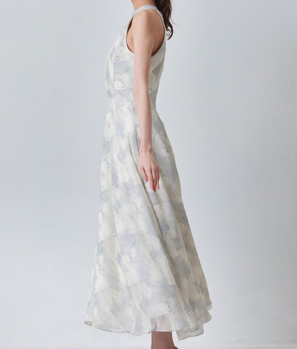 画像7: [韓国製][rinfarre]グレー・ホルターネック・ニュアンス柄・胸元プリーツ・シフォン・Aライン・ノースリーブ・ロングドレス・ワンピース[[黒木麗奈着用]][送料無料] (7)