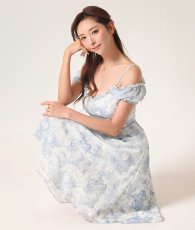 画像4: [韓国製][rinfarre]ホワイト×ブルー・トワルドジュイ・トワル柄・オープンショルダー・オフショルダー・フレア・ミニドレス・ワンピース[山崎みどり着用][送料無料]mywhlu (4)