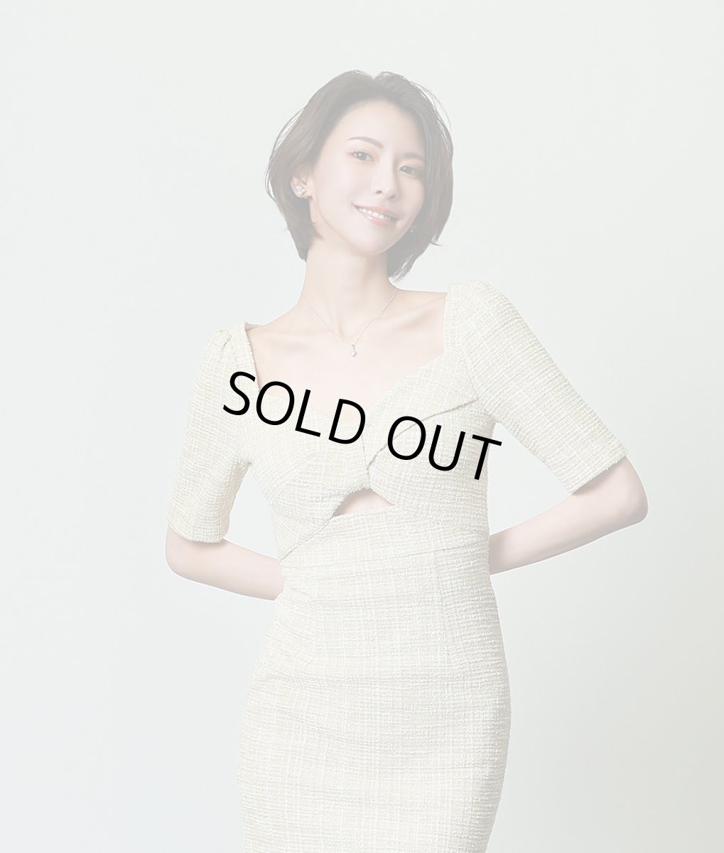 画像4: [SALE品のため返品不可＆再入荷なしの現品限り][韓国製][rinfarre]グリーン・ライトツイード・胸元リボン・五分袖・タイト・ミディアムドレス・ワンピース[奈月セナ着用] (4)