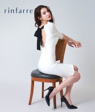 画像1: [韓国製][rinfarre]リボン・ 七分袖・ スクエアネック・ ハイウエスト・ シンプル・ タイト・ ミディアムドレス・ワンピース[黒木麗奈着用][送料無料] (1)