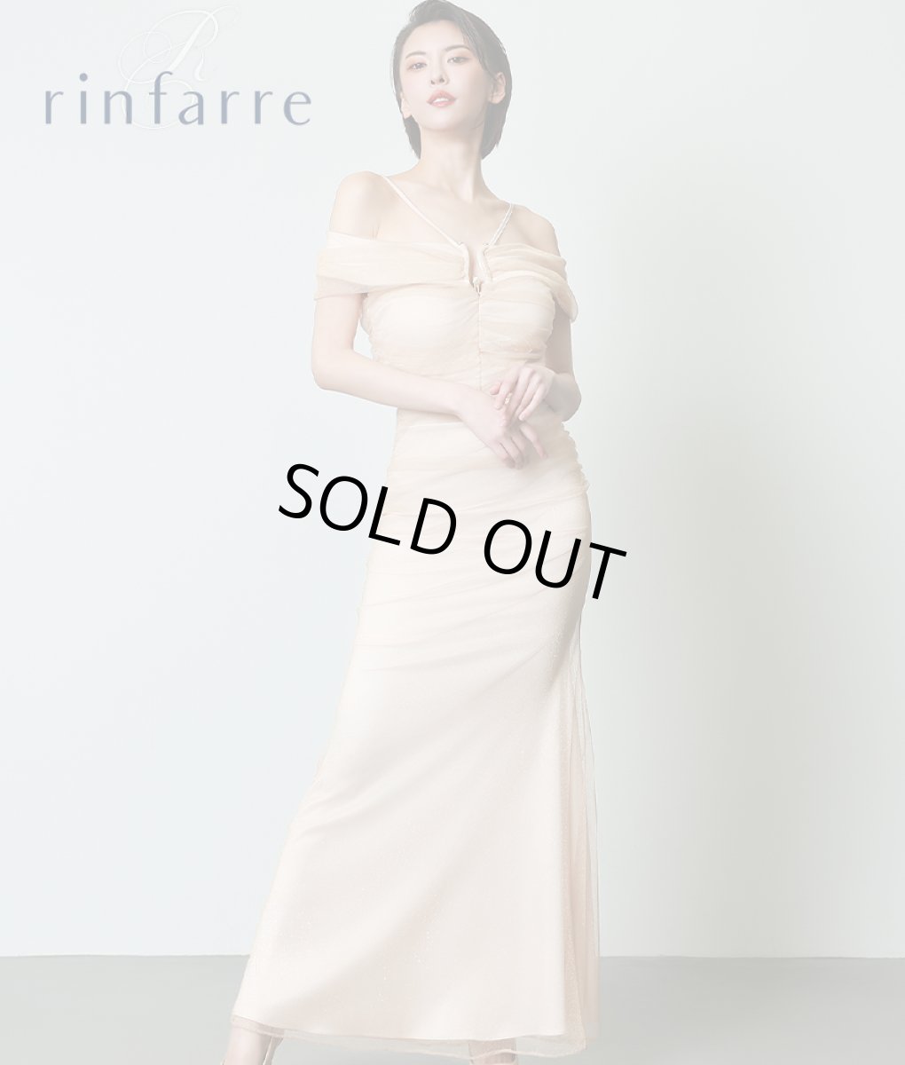 画像2: [SALE品のため返品不可＆再入荷なしの現品限り][韓国製][rinfarre]ゴールド・ シルバー・ オフショルダー・ スリット・ シンプル・ ラメ・ タイト・ ロングドレス・ ワンピース[奈月セナ着用]《送料＆代引き手数料無料》 (2)