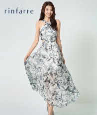 画像1: [韓国製][rinfarre]ボタニカル柄・アイボリー・Vネック・ホルターネック・シフォン・ヘムデザイン・ノースリーブ・ロングドレス・ワンピース[黒木麗奈着用][送料無料] (1)