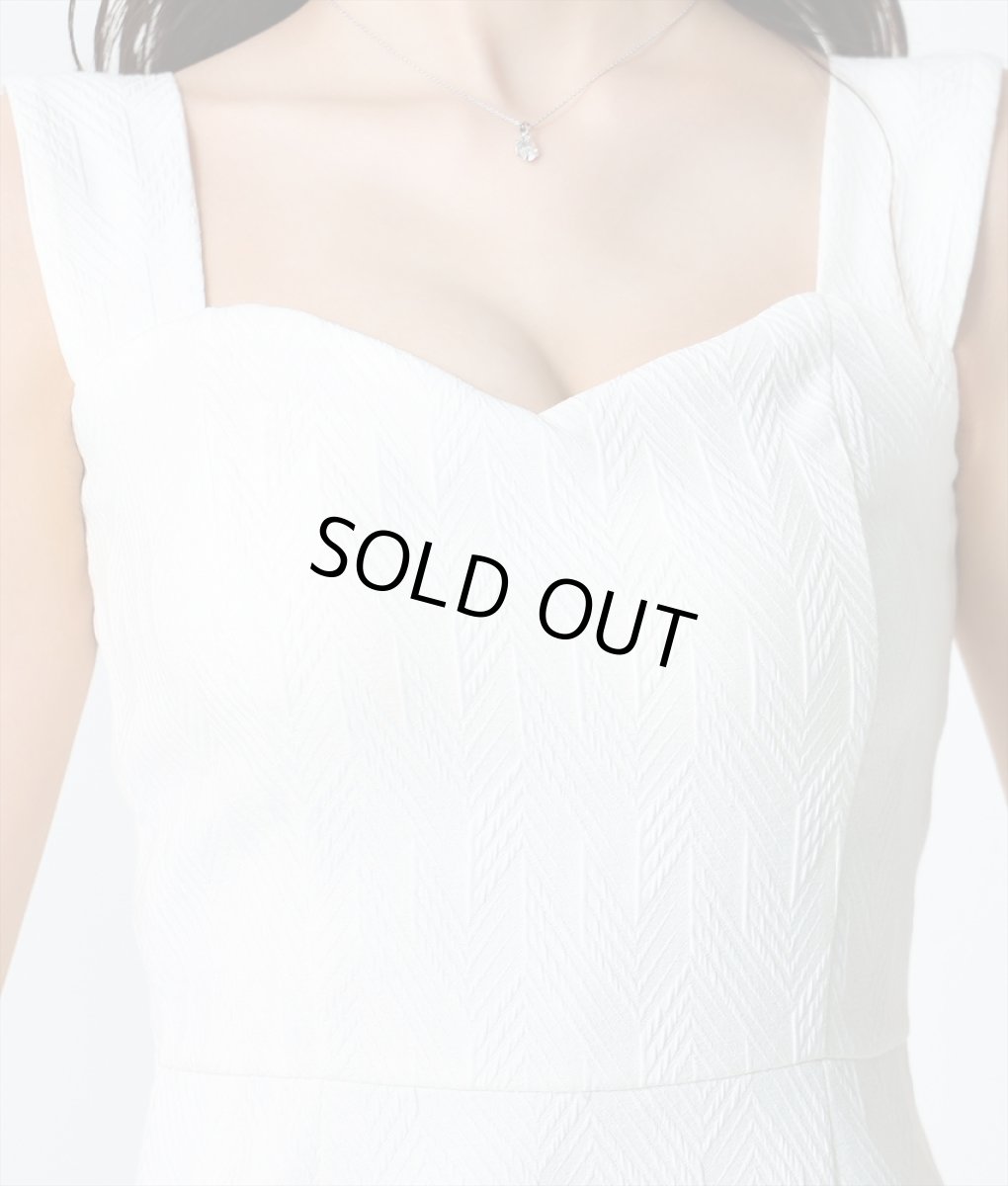 画像9: [SALE品のため返品不可＆再入荷なしの現品限り][韓国製][rinfarre]ノースリーブ・シンプル・タイト・ミディアムドレス・ワンピース・アイボリー[黒木麗奈着用][送料＆代引き手数料無料] (9)