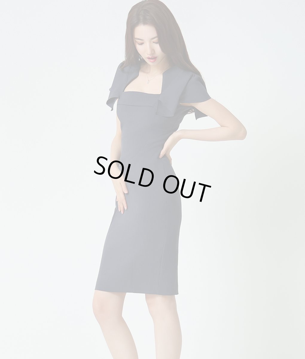画像2: [SALE品のため返品不可＆再入荷なしの現品限り][韓国製][rinfarre]グレー・半袖・フリル・タイト・ミディアムドレス・ワンピース[黒木麗奈着用][送料無料] (2)