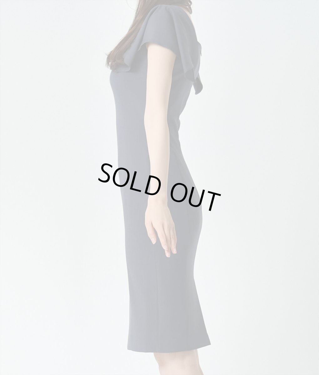 画像7: [SALE品のため返品不可＆再入荷なしの現品限り][韓国製][rinfarre]グレー・半袖・フリル・タイト・ミディアムドレス・ワンピース[黒木麗奈着用][送料無料] (7)