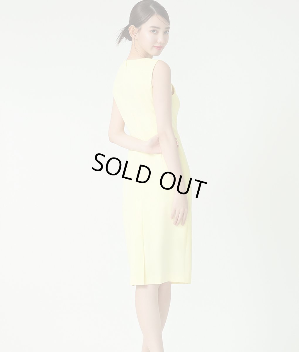 画像3: [韓国製][rinfarre]イエロー・シンプルデザイン・ノースリーブ・クロス・タイト・ミディアム・ひざ下・ワンピース・ドレス[黒木麗奈着用][送料無料] (3)
