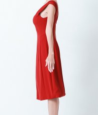 画像7: [韓国製][rinfarre]レッド・シンプル・ノースリーブ・Aライン・ミディアムドレス・ワンピース[山崎みどり着用][送料無料]myrd (7)