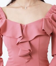 画像9: [韓国製][rinfarre]ローズピンク・フリル・パフスリーブ・九分袖・ラッフル・タイト・長袖・ミディアムドレス・ワンピース[山崎みどり着用][送料無料]mypk (9)