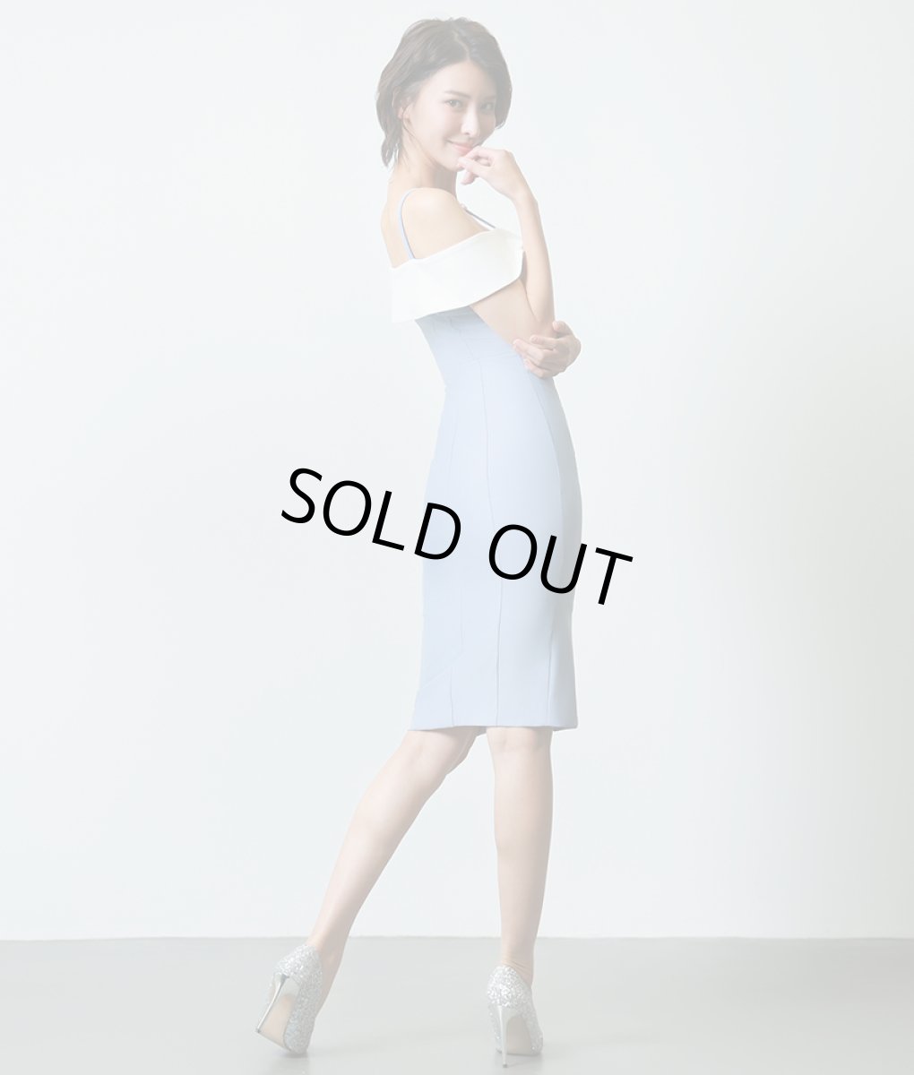 画像2: [SALE品のため返品不可＆再入荷なしの現品限り][韓国製][rinfarre]ブルー・オフショル・キュート・ミディアム・ドレス・ワンピース[奈月セナちゃん着用][送料無料] (2)