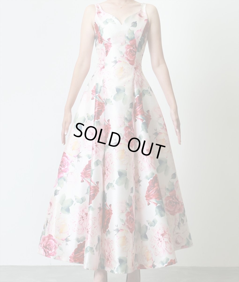 画像6: [韓国製][rinfarre]花柄・プリント・ノースリーブ・フレア・サテン調・ハートネック・エレガント・Aライン・ロングドレス・ワンピース[薗田杏奈着用][送料無料] (6)