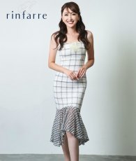 画像1: [韓国製][rinfarre] ホワイト・ノースリーブ・花柄 ・タイト・ミディアムドレス・ワンピース[薗田杏奈着用][送料無料] (1)