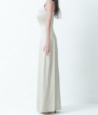 画像9: [韓国製][rinfarre] サテン・ノースリーブ・チェーン・Aライン・シンプル・ロングドレス・ワンピース[奈月セナ着用][送料無料] (9)