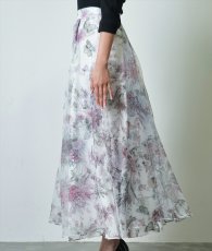 画像9: [韓国製][rinfarre]マキシ丈・レイヤード・蝶柄・フレア・シフォン・Aライン・ミディアムスカート[奈月セナ着用][送料無料] (9)