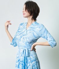 画像5: [韓国製][rinfarre] 波柄・ナチュラル・Vネック・カシュクール・七分袖・マキシ・ロングドレス・ラップ・ワンピース[奈月セナ着用][送料無料] (5)