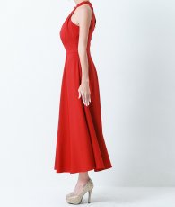 画像8: [韓国製][rinfarre] ホルターネック・胸元プリーツ・シフォン・Aライン・ノースリーブ・ロングドレス・ワンピース[山崎みどりちゃん着用]《送料＆代引き手数料無料》myrd (8)