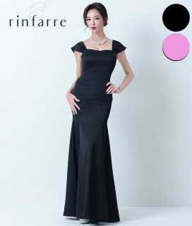 IKUMI 黒いロングドレス　マキシ丈　ワンピース IKUMI 黒いロングドレス マキシ丈 ワンピース IKUMI 黒いロングドレス