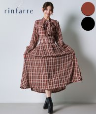 画像1: [韓国製][rinfarre]チェック柄・長袖・リボンタイ・Aライン・ブラウン・ブラック・フレア・ロング・ひざ下・ワンピース・ドレス[黒木麗奈着用][送料無料] (1)