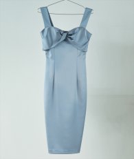 画像2: [韓国製][rinfarre]シンプル・サテン生地 無地・ノースリーブ・タイト・ミディアムドレス・ワンピース[黒木麗奈ちゃん着用]代引き手数料・送料無料 (2)