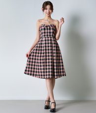 画像2: [韓国製][rinfarre]ギンガムチェック・ベア・Aライン・フレア・ワンピース・ミディアムドレス[黒木麗奈ちゃん着用] 《送料＆代引き手数料無料》 (2)