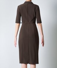 画像8: [韓国製][rinfarre]ブラウン・五分袖・襟付き・ファスナー・タイト・ミディアムドレス・ワンピース[奈月セナ着用][送料無料] (8)