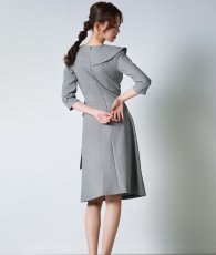 画像3: [韓国製][rinfarre]グレー・チェック・フリル・七分袖・Aライン・ミディアムドレス・ワンピース[黒木麗奈着用][送料無料] (3)