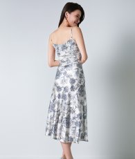 画像3: [韓国製][rinfarre]キャミソール・トワル柄・サテンスリップ・サテン・セクシー・ミディアムドレス・セミロング丈・Aライン・ワンピース[奈月セナ着用][送料無料] (3)