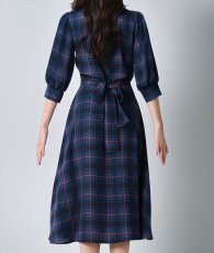画像8: [rinfarre]チェック柄・五分半袖・パフスリーブ・Aライン・ブルー・ミディアム・ひざ下・ワンピース・ドレス[奈月セナ着用][送料無料] (8)