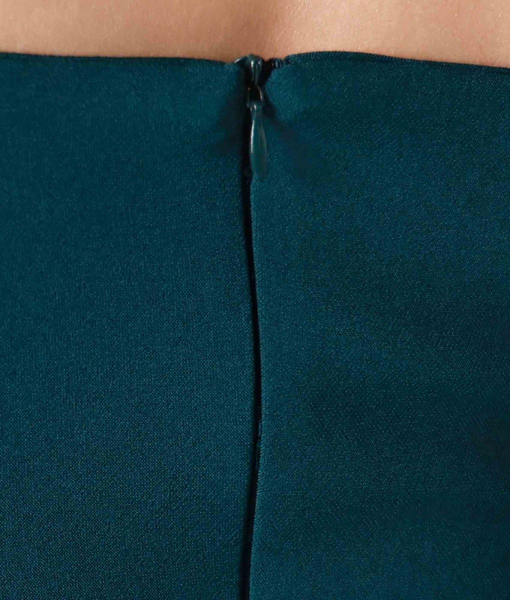 画像12: [韓国製][ S-Lサイズ / 1カラー ][rinfarre]ディープグリーン・ノースリーブ・チェーン・タイト・ミディアムドレス・ワンピース[奈月セナ着用][送料無料] (12)