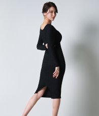 画像3: [韓国製][rinfarre]ブラック・長袖・凹凸ジャカード・ベルトデザイン・スクエアネック・タイト・ミディアムドレス・ワンピース[奈月セナ着用][送料無料] (3)