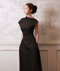 画像2: [ S-Mサイズ / 2カラー ][rinfarre]キャップスリーブ・ハイネック・ポケット・フレア・ミモレ丈・Aライン・ロングドレス・ワンピース[薗田杏奈着用][送料無料]mybk (2)