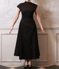 画像10: [ S-Mサイズ / 2カラー ][rinfarre]キャップスリーブ・ハイネック・ポケット・フレア・ミモレ丈・Aライン・ロングドレス・ワンピース[薗田杏奈着用][送料無料]mybk (10)