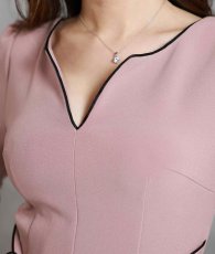 画像10: [韓国製][ S-Lサイズ / 1カラー ][rinfarre]ピンク・七分袖・胸元カット・ウエストリボン・タイト・ミディアムドレス・ワンピース[薗田杏奈着用][送料無料] (10)