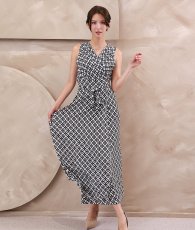 画像2: [ フリーサイズ / 1カラー ][rinfarre]ノースリーブ・Vネック・プリント・カシュクール・マキシ・ロングドレス・ワンピース[奈月セナ着用][送料無料] (2)