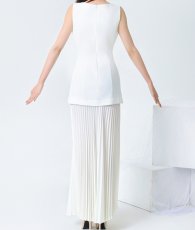 画像9: [ S-Mサイズ / 1カラー ][rinfarre]ホワイト・プリーツ・切替・ボートネック・ノースリーブ・マーメイド・ロングドレス・ワンピース[黒木麗奈着用][送料無料] (9)