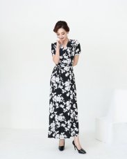 画像4: [ フリーサイズ / 1カラー ][rinfarre]半袖・Vネック・花柄・カシュクール・マキシ・ロングドレス・ワンピース[薗田杏奈着用][送料無料] (4)