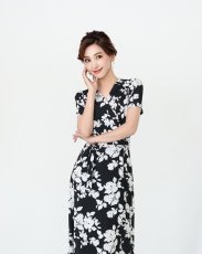 画像6: [ フリーサイズ / 1カラー ][rinfarre]半袖・Vネック・花柄・カシュクール・マキシ・ロングドレス・ワンピース[薗田杏奈着用][送料無料] (6)