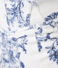 画像15: [ S-Lサイズ / 1カラー ][rinfarre]花柄・ホワイト×ネイビー・フレアスリーブ・タイト・ミディアムドレス・ワンピース[薗田杏奈着用][送料無料] (15)