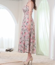 画像12: [ S-Lサイズ / 1カラー ][rinfarre] ホルターネック・胸元プリーツ・花柄・Aライン・ロングドレス・ワンピース[山崎みどり着用][送料無料] myju (12)